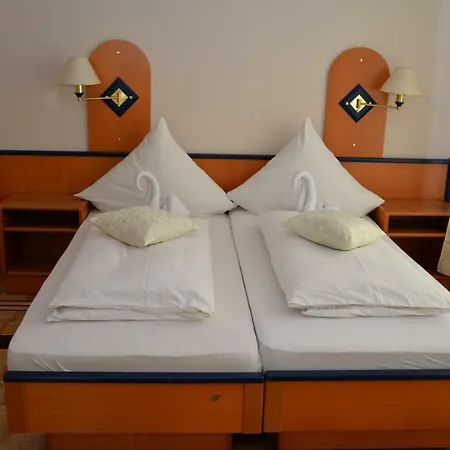 Francesco Guest house